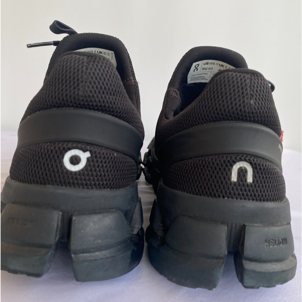 On Running Trainers Cloudswift 3 Ad Triple Black … - image 8